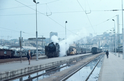 {short description of image}